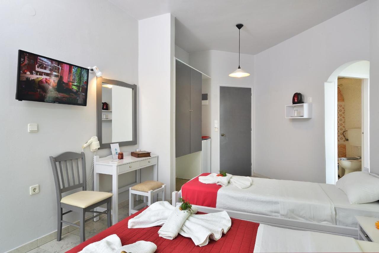 Nereides Hotel Колимвари Екстериор снимка